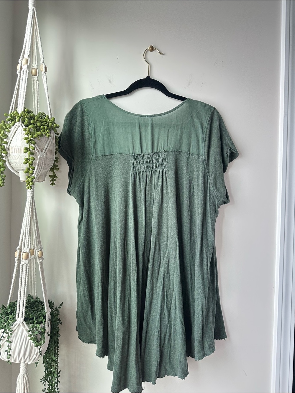Free People Sage Green Button-Front V-Neck Tunic - Picture 3 of 3